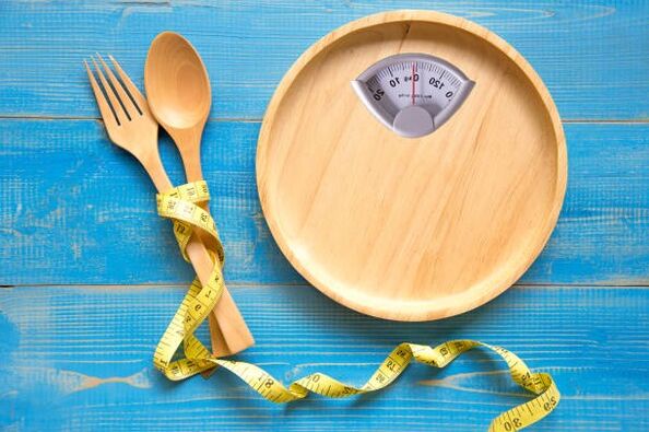 пустая тарелка и способы похудеть за месяц
